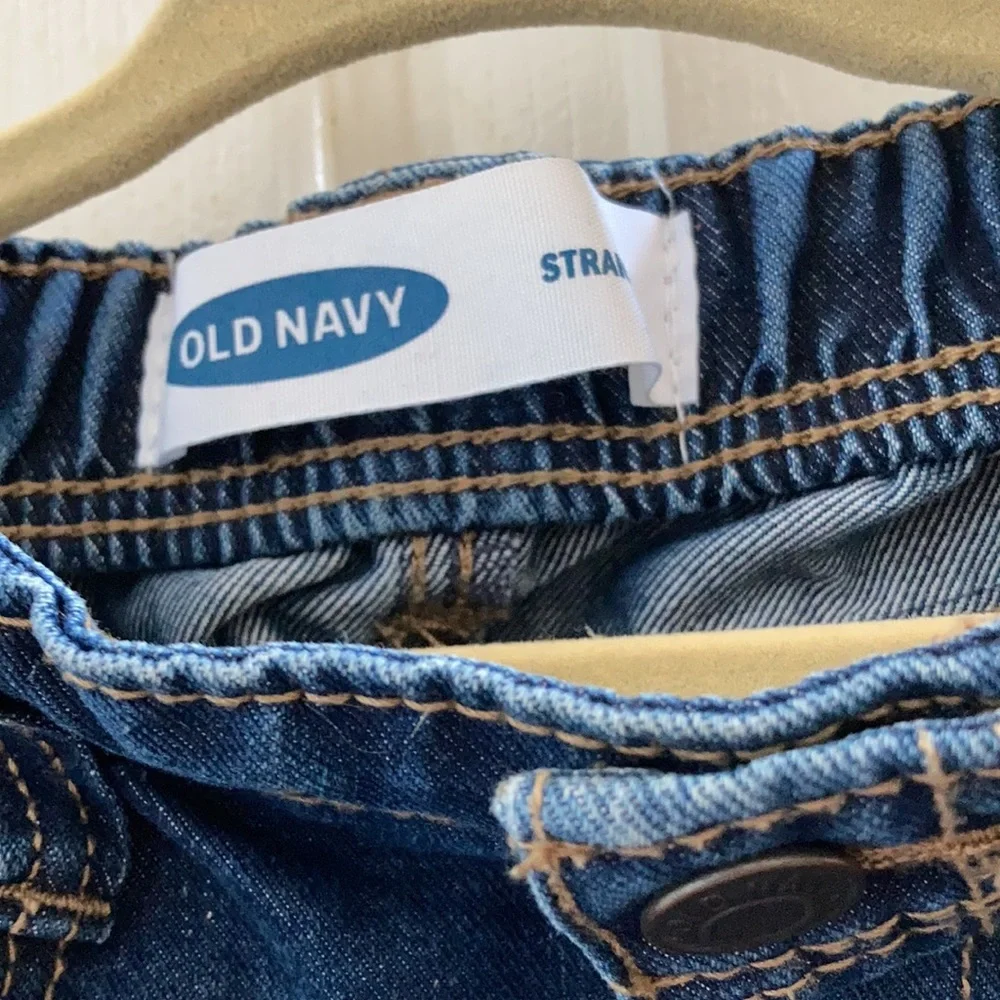 FINAL MARKDOWN Children’s old navy jeans 4t